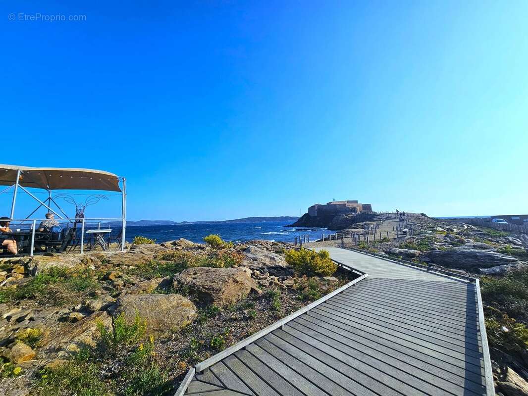 Appartement à HYERES