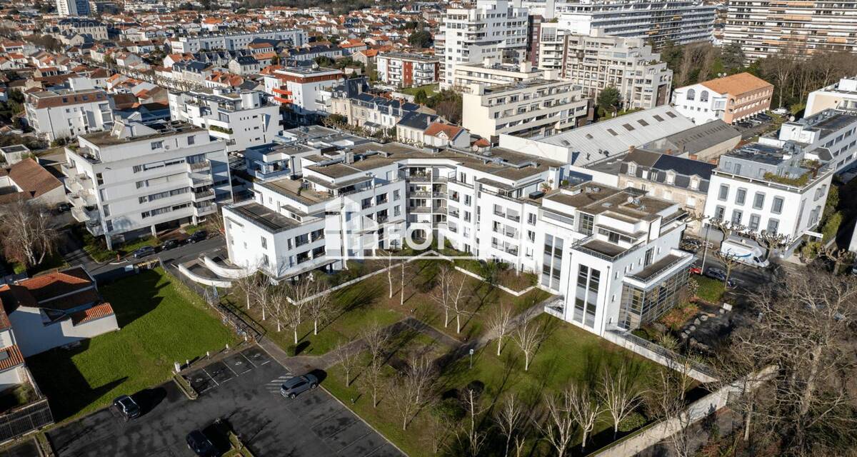 Commerce à LA ROCHELLE