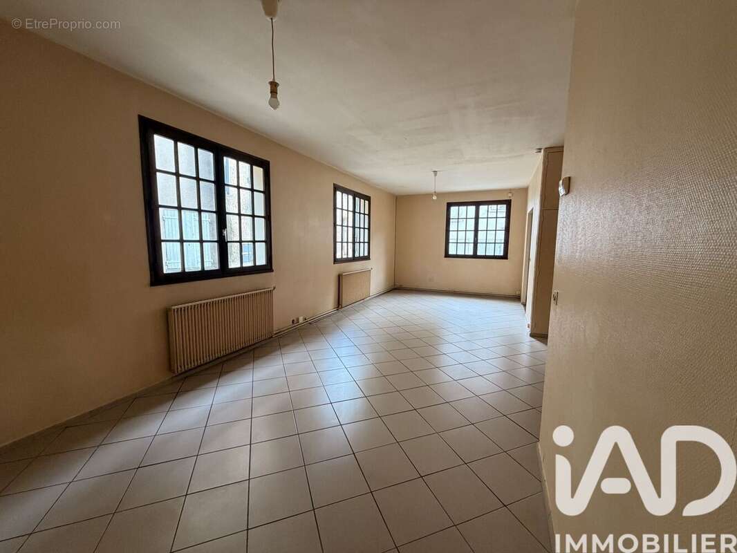 Photo 2 - Appartement à MANTES-LA-JOLIE