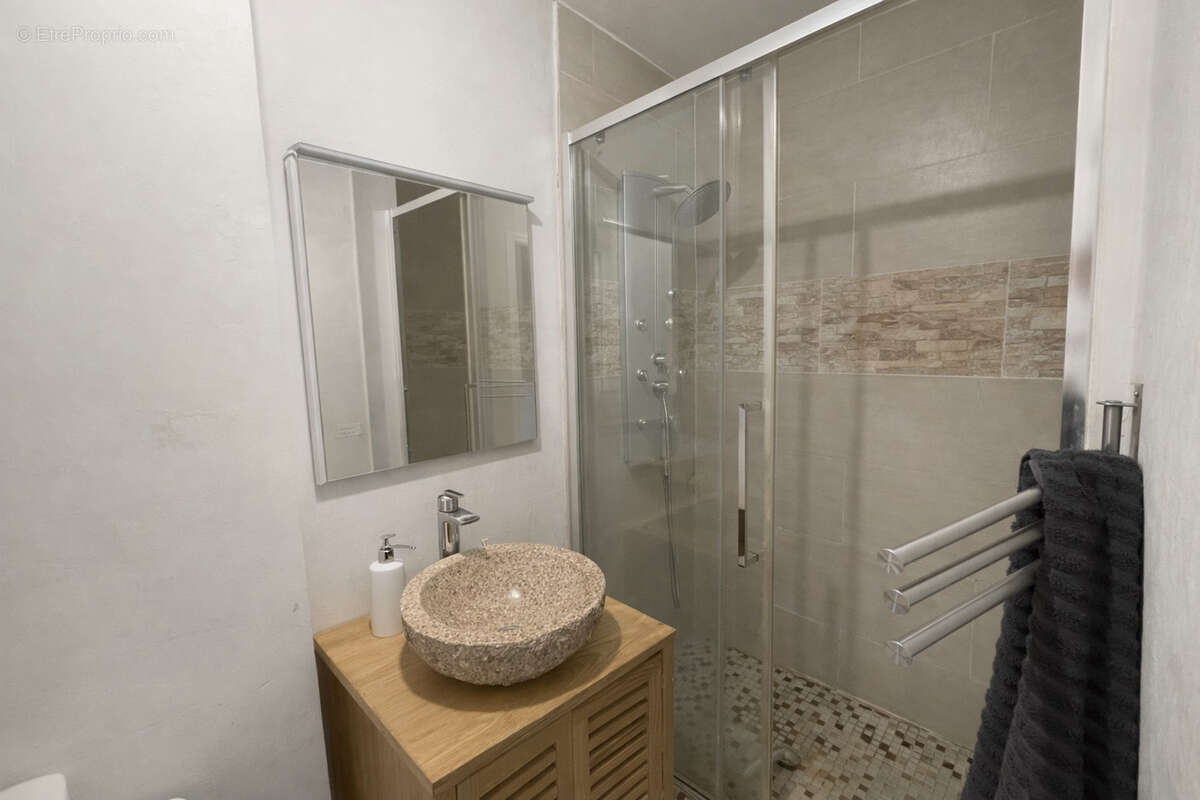 Appartement à MARSEILLE-15E