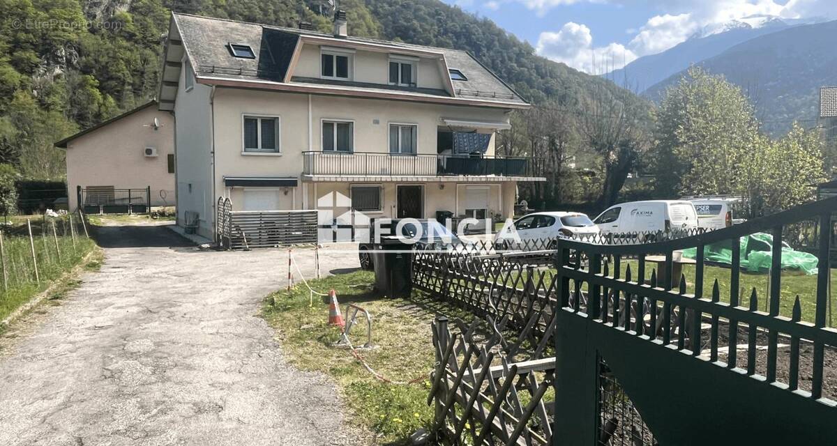 Appartement à VIZILLE