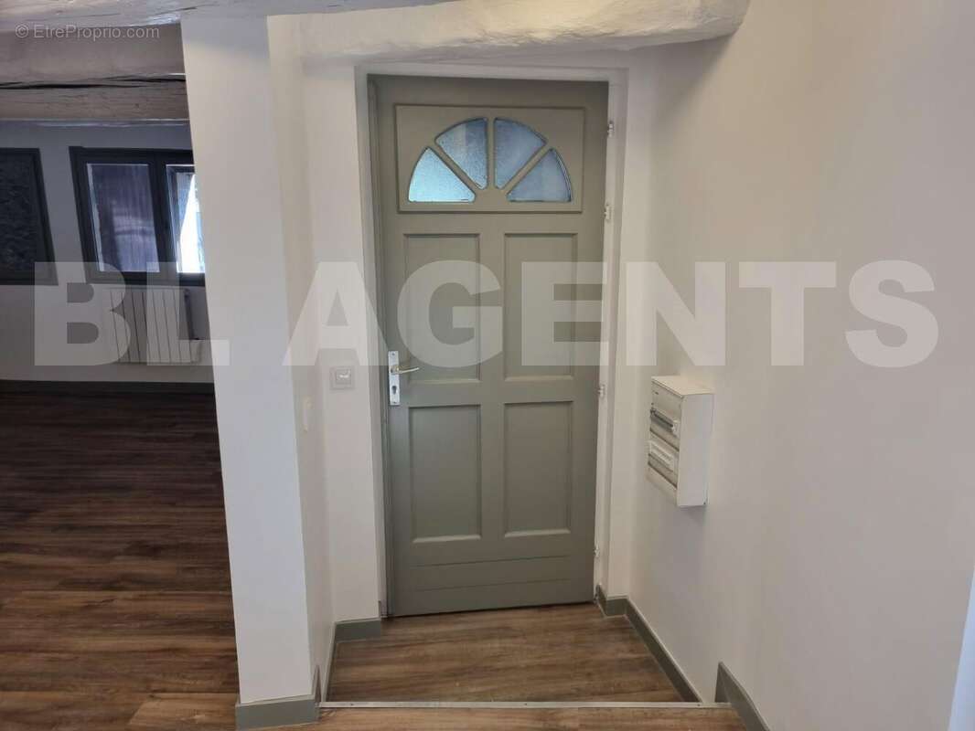 WhatsApp Image 2025-11-27 à 16 - Appartement à BRAS