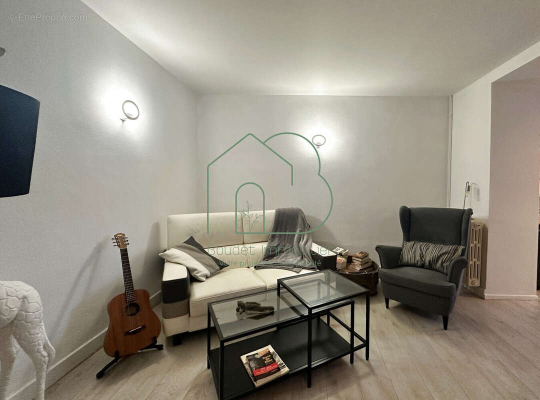 Maison 270 m² à Decazeville  - photo 2