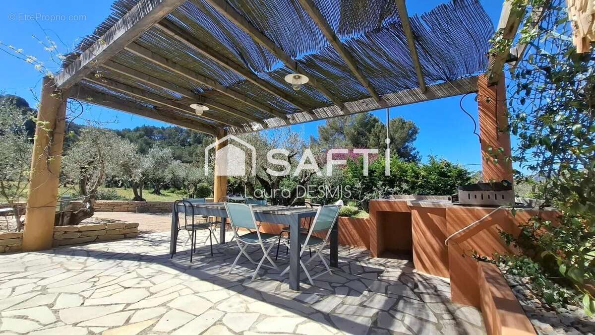 Photo 4 - Maison à CUGES-LES-PINS