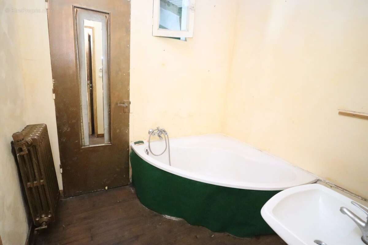 Maison à POULLAOUEN