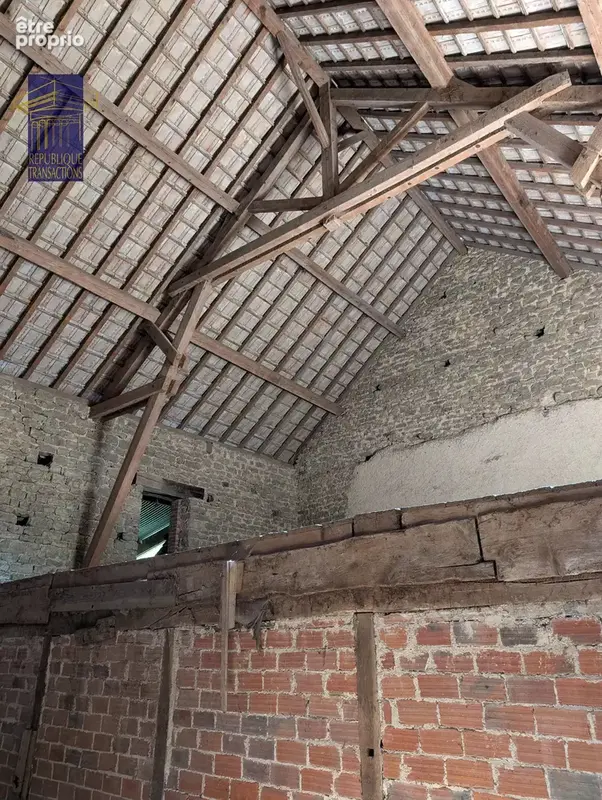 Authentique demeure en pierre avec dépendances et fort potentiel - photo 7