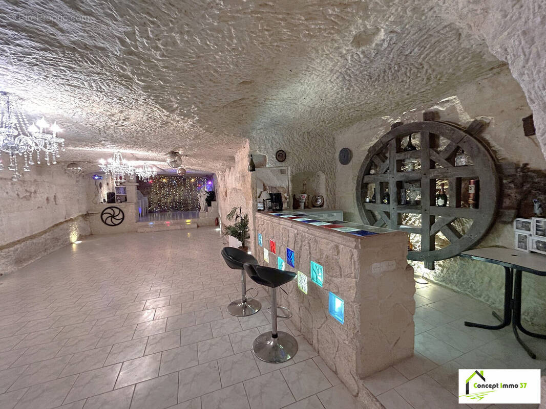 Maison à MONTLOUIS-SUR-LOIRE