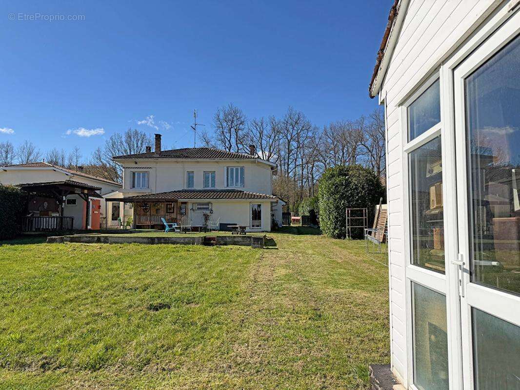 Maison à MIRAMONT-DE-GUYENNE
