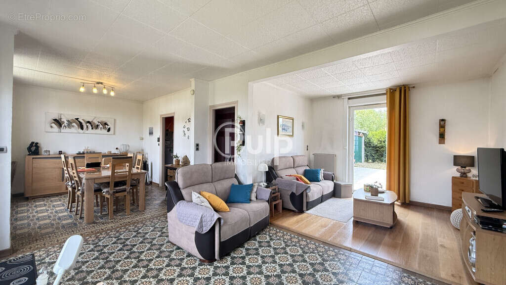 maison à vendre à estaires - photo 4