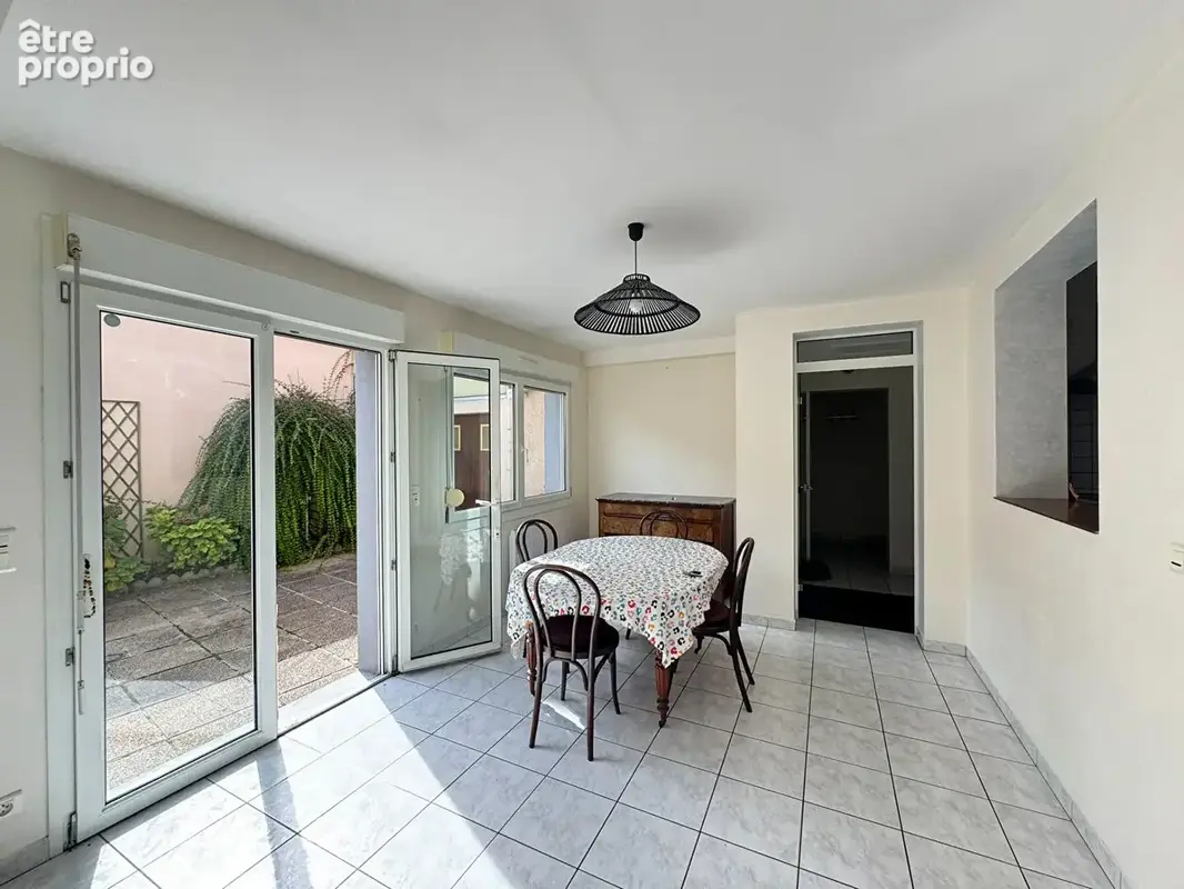 Appartement 3 pièces 72 m2 avec Terrasse et jardinet - Reims Cernay - photo 3