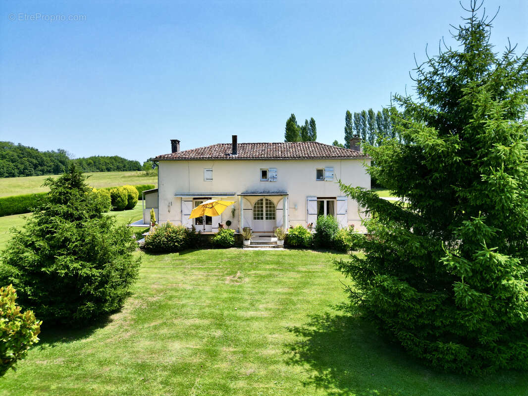 Maison à DURAS