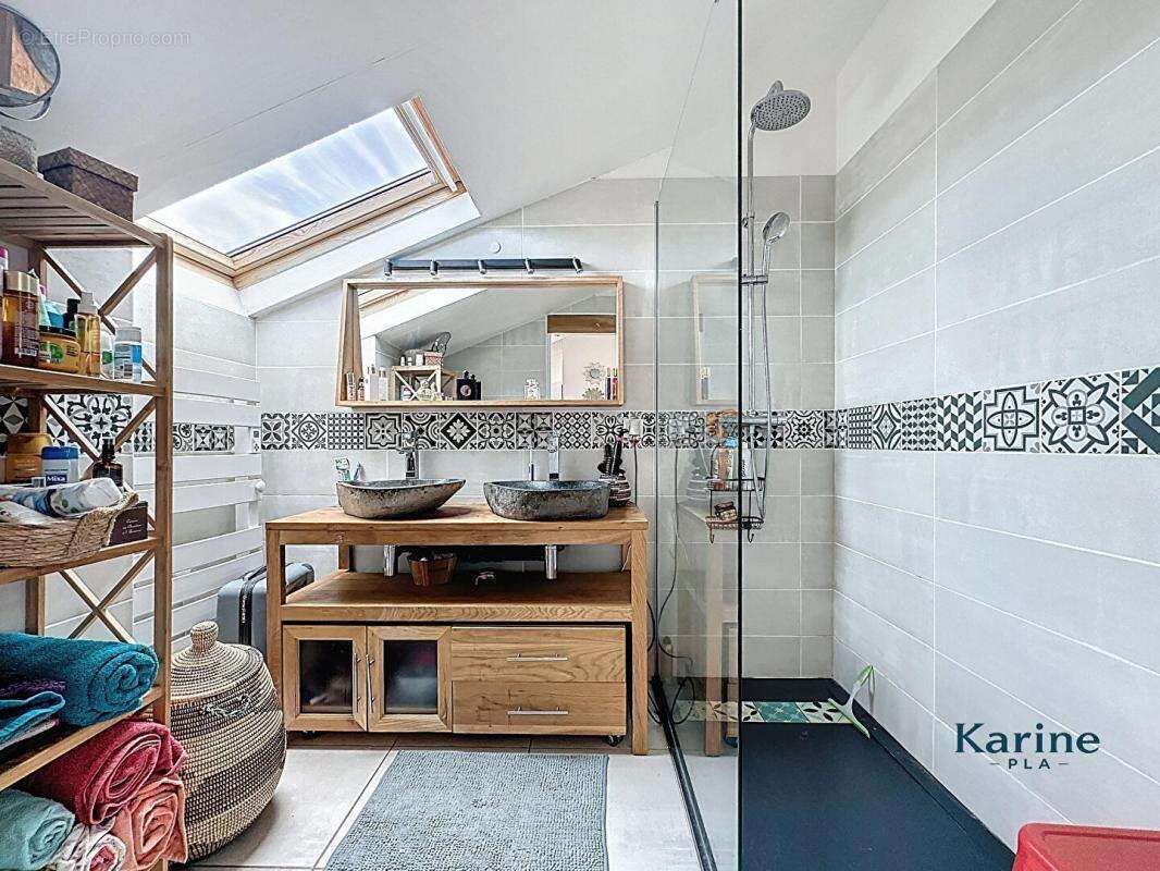 Appartement à FLEURY