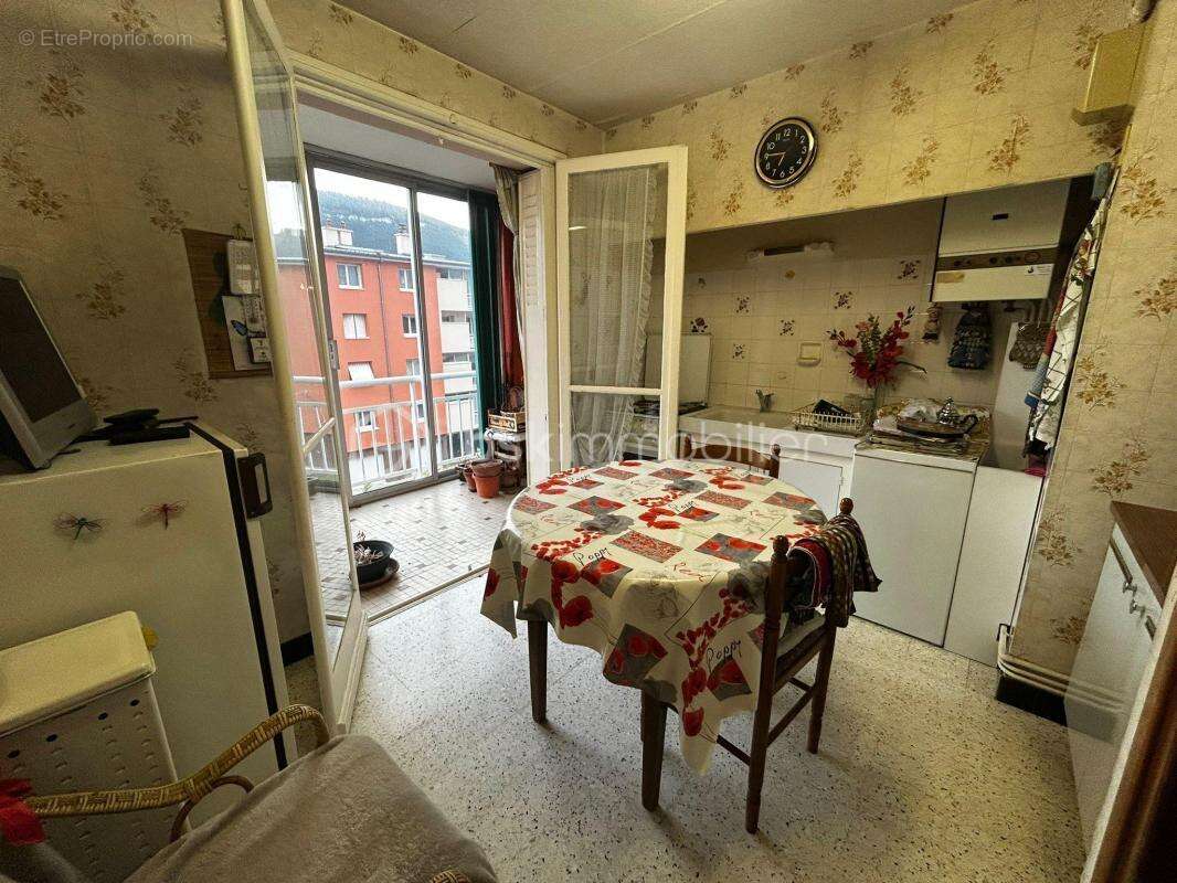 Appartement t4 avec  veranda / paking privatif / cave - photo 5