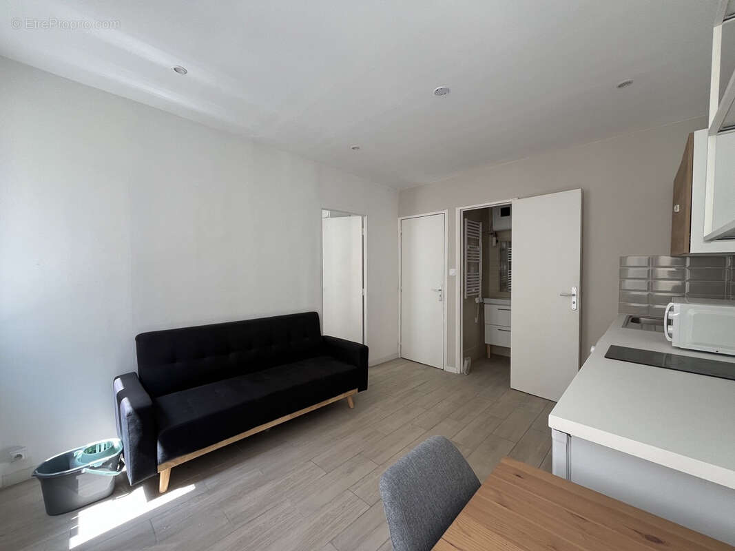 Appartement à MARSEILLE-1E