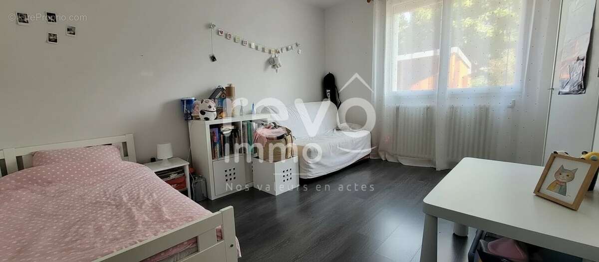 Appartement à LA BOISSE