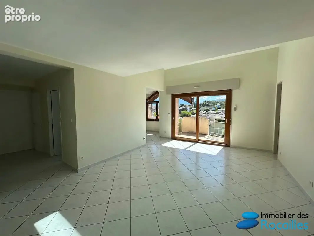 Appartement 5 pièces 127 m² à vendre à Reignier (74930) - photo 4