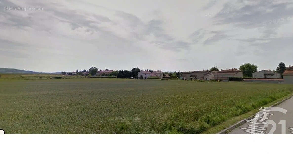 Terrain à CHEYSSIEU
