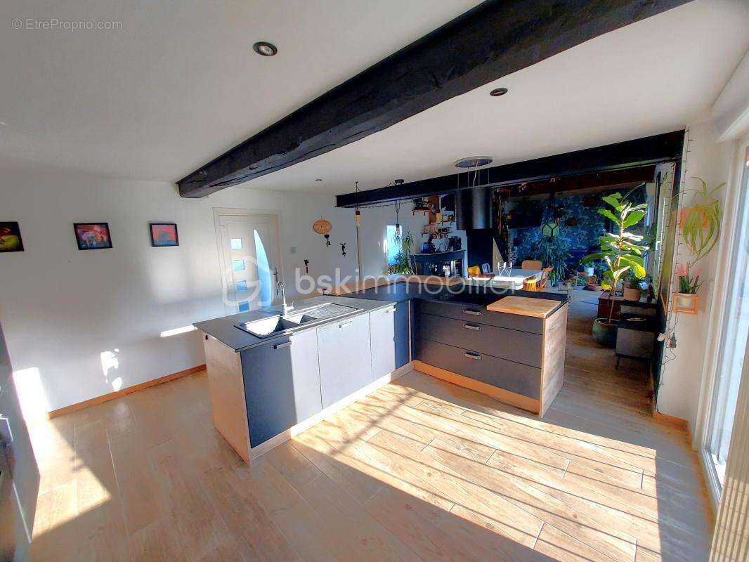 Maison à BOUGAINVILLE