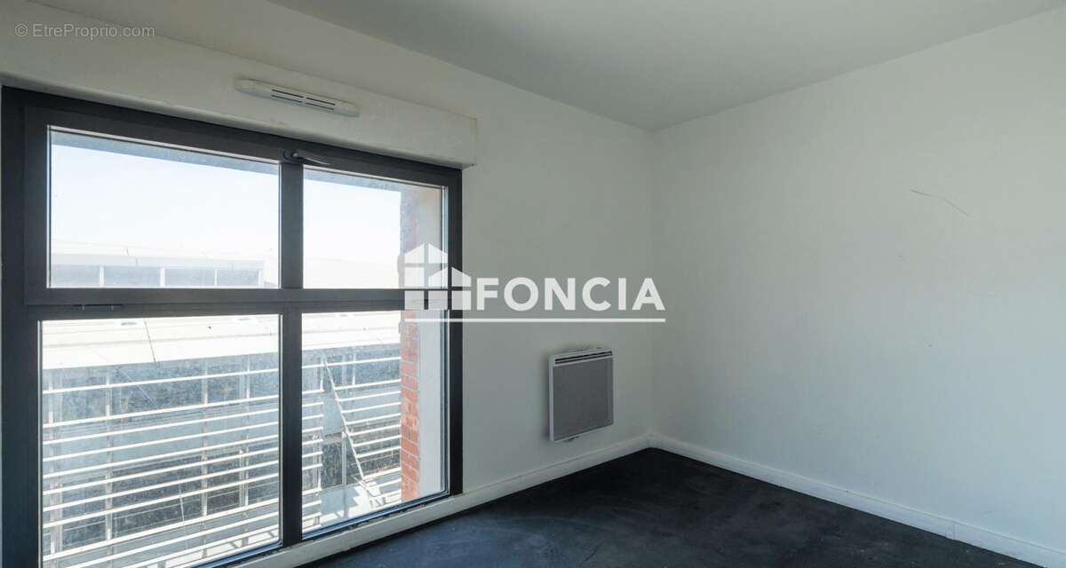 Appartement à AUBERVILLIERS