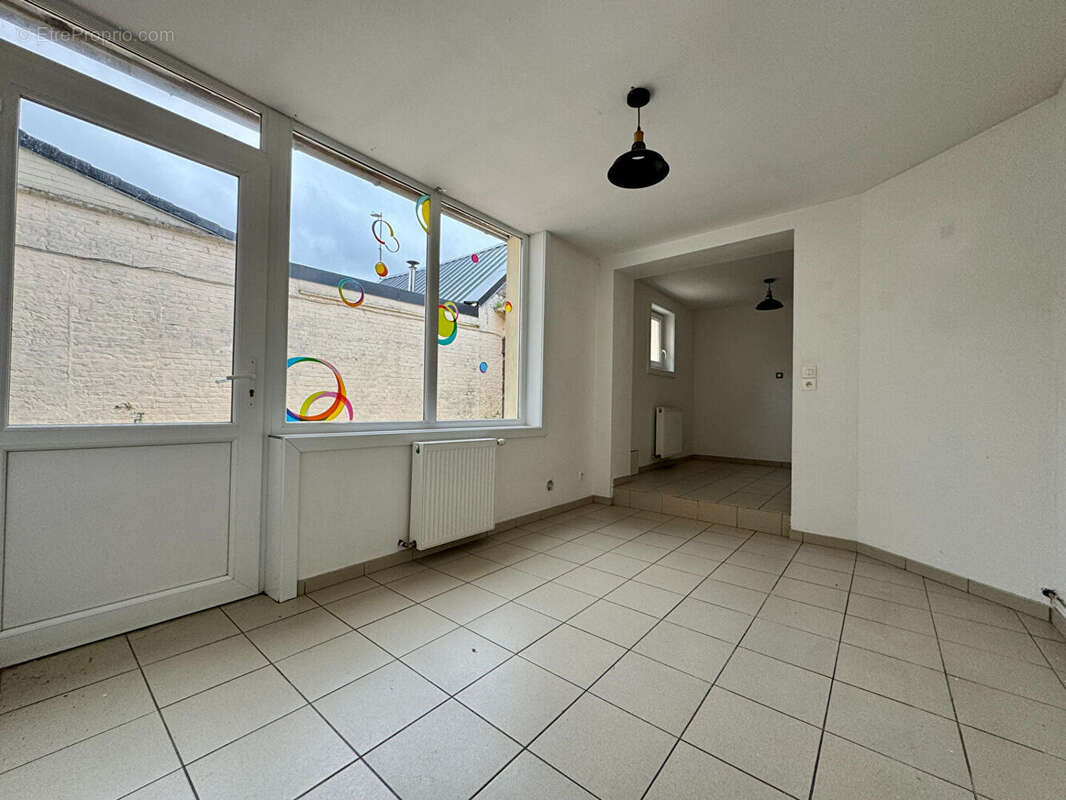 Maison à CAMBLAIN-CHATELAIN