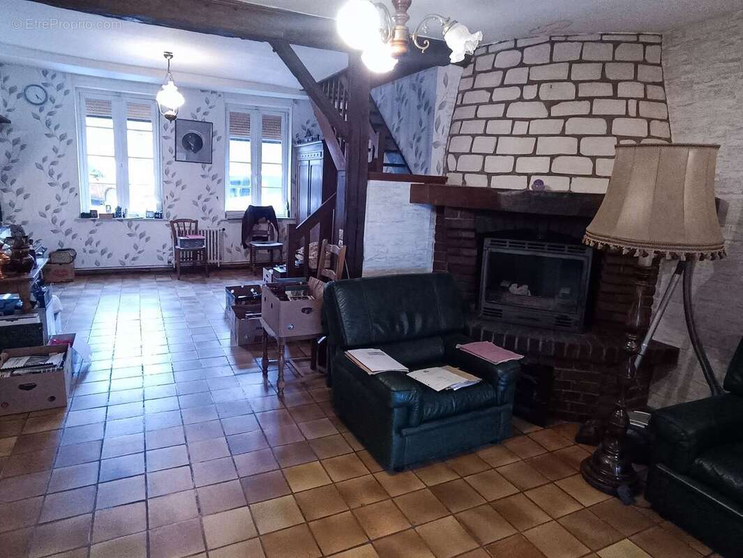 Maison à AUXI-LE-CHATEAU