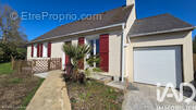 Photo 1 - Maison à LA TRINITE-SURZUR
