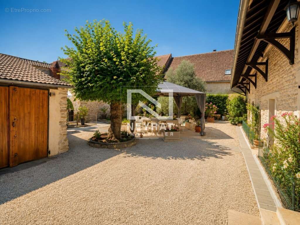 Authentique maison en pierres avec piscine - photo 5