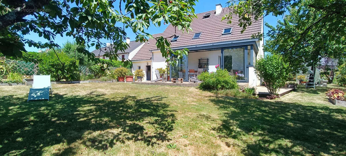 Maison à LA BACONNIERE