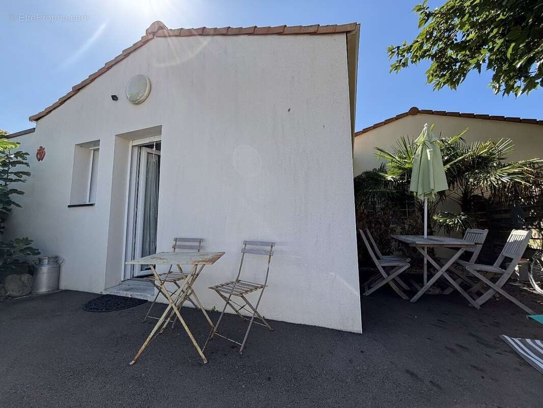 Pavillon plan-pied + studio indépendant + dépendances - photo 19