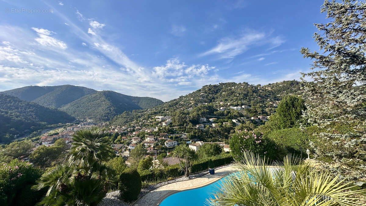 Drap   propriété d’exception 276 m2   vue panoramique   piscine - photo 2