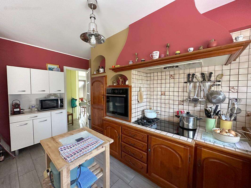 Maison indépendante de 180 m2 avec terrain de 1582 m2 - photo 5