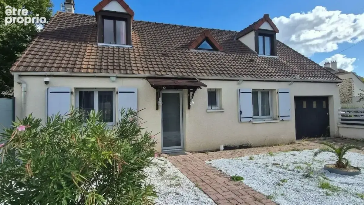 Maison à MAROLLES-EN-HUREPOIX