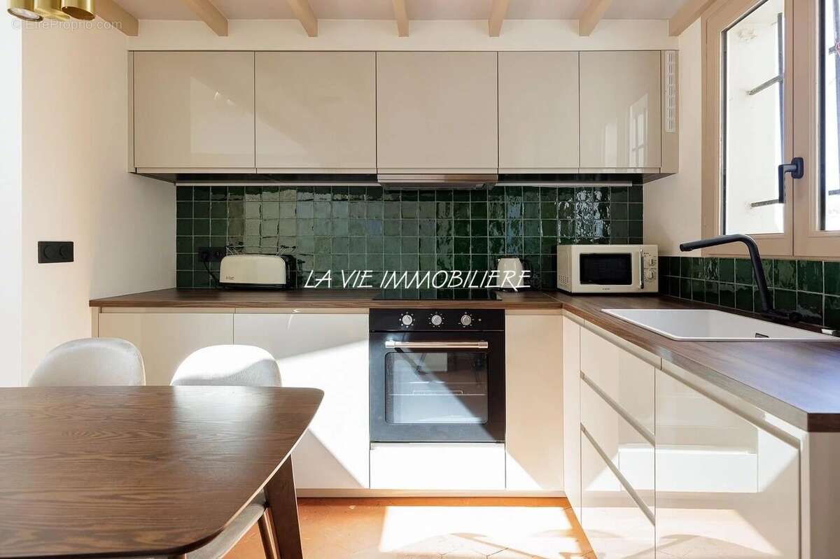 Appartement à PARIS-6E