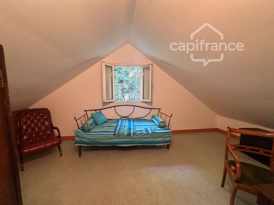 Maison familiale de 225 m² avec dépendance sur 3 022 m² - Domaine de Carheil à Plessé - photo 36
