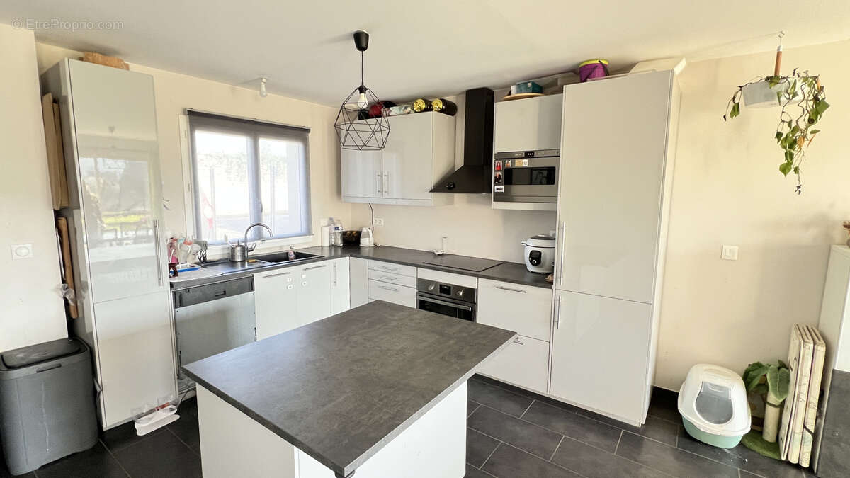 Maison à LA FERTE-ALAIS