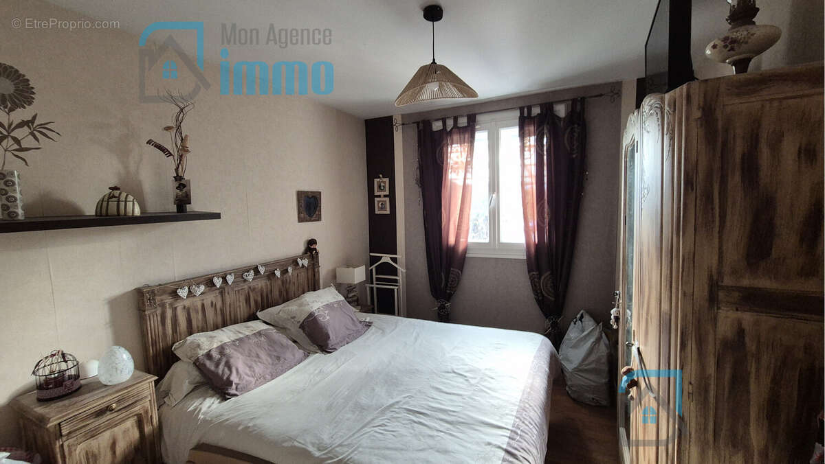 Maison à MEHUN-SUR-YEVRE