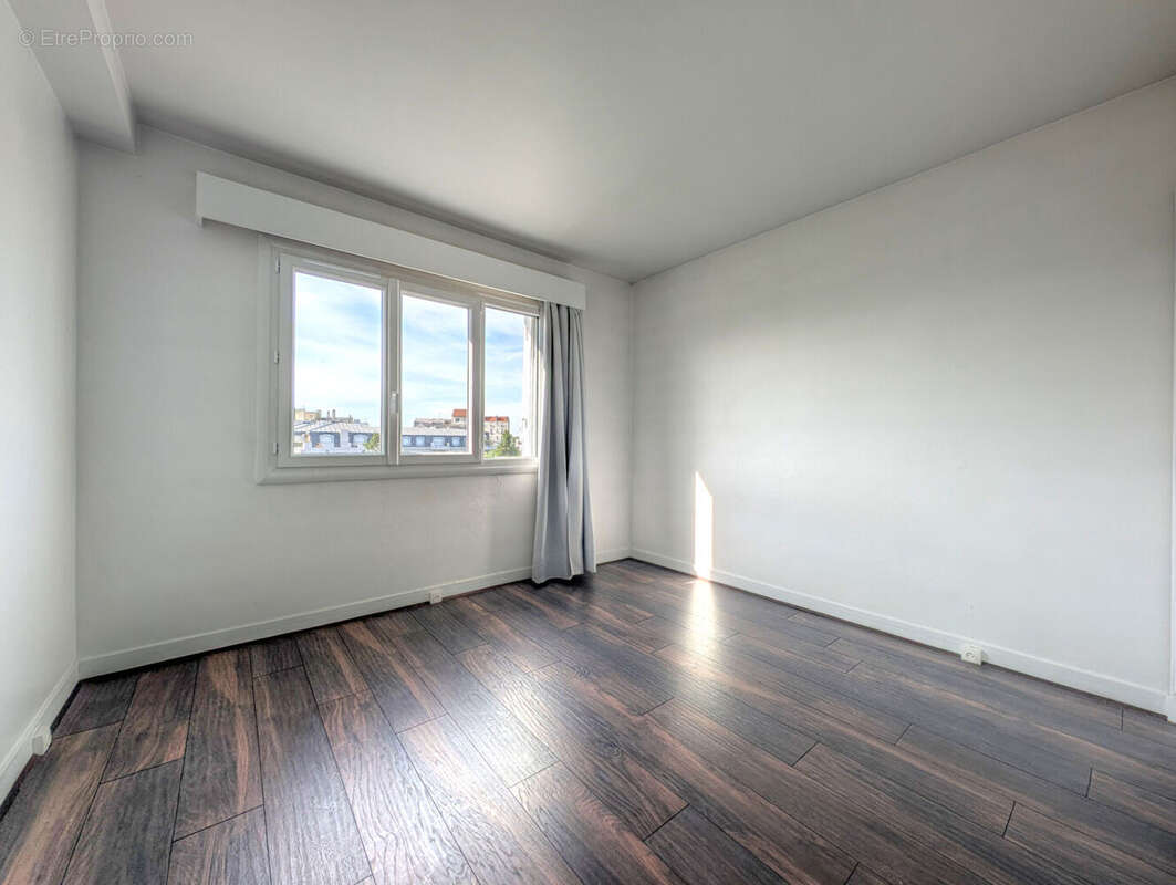 Appartement La Garenne Colombes 2 pièces 53.59 m2 - photo 6