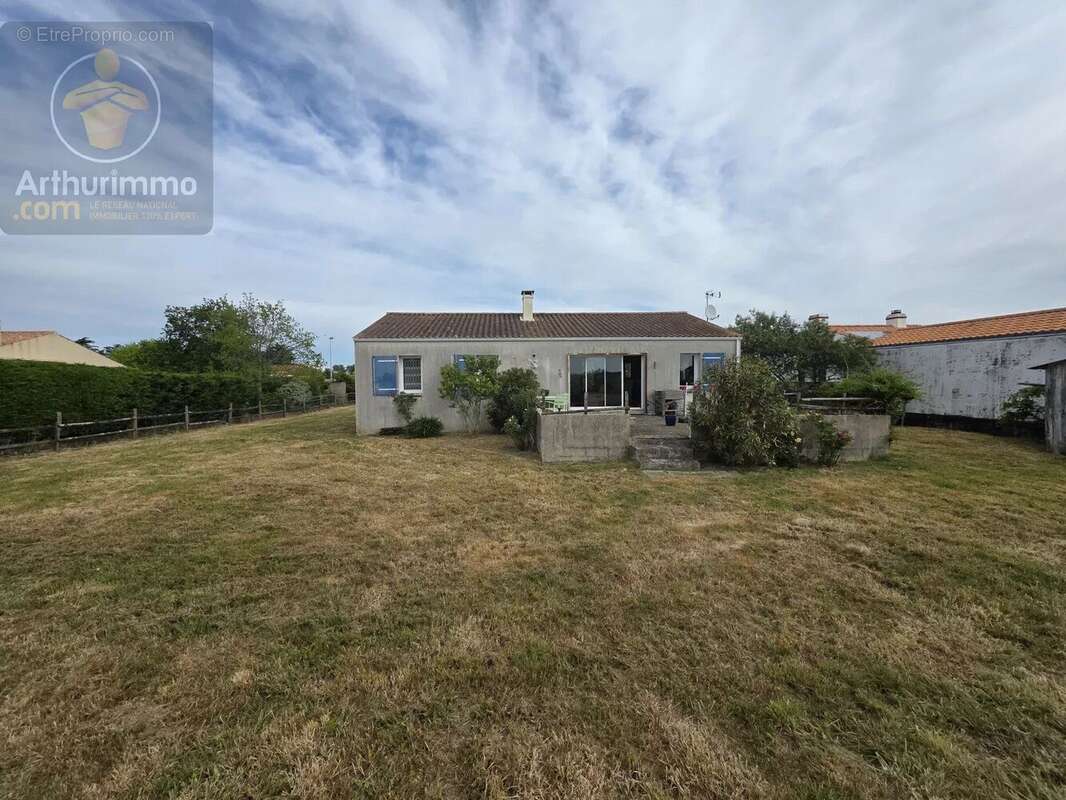Maison à BOUIN