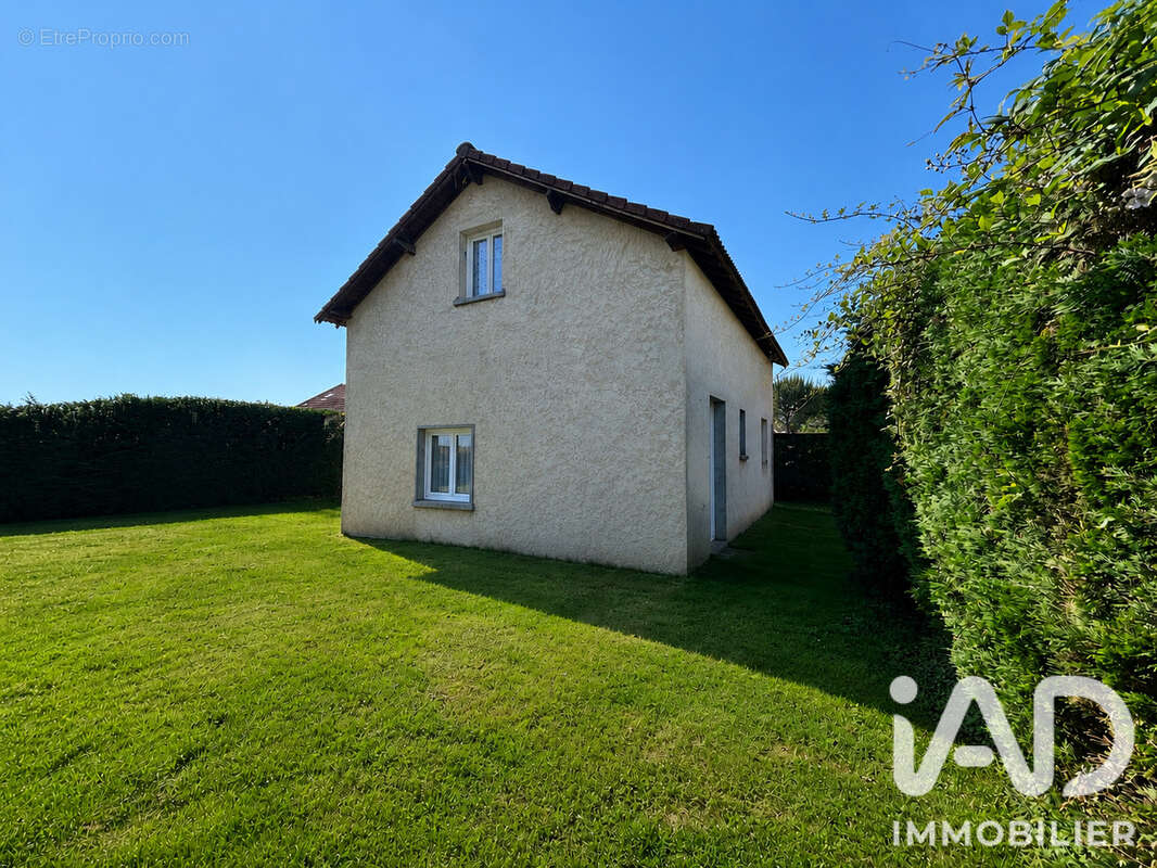 Maison 130 m² à Cublac  - photo 2