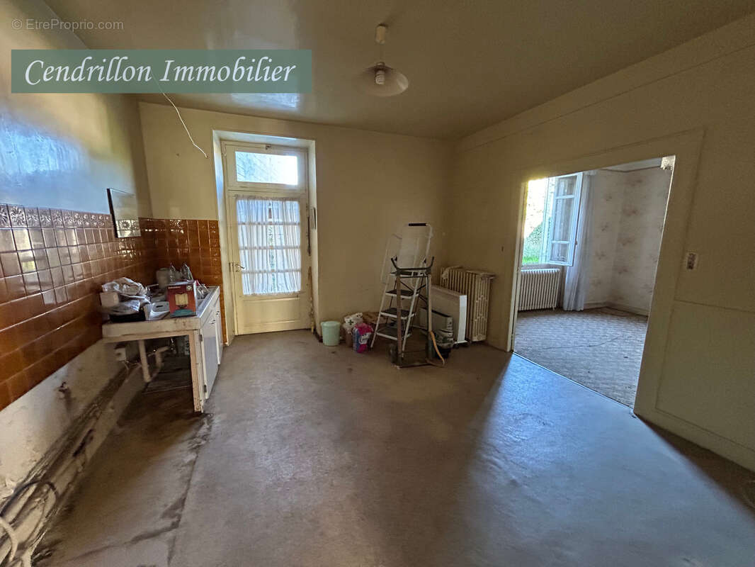 Maison à SAINT-DIZIER-LEYRENNE