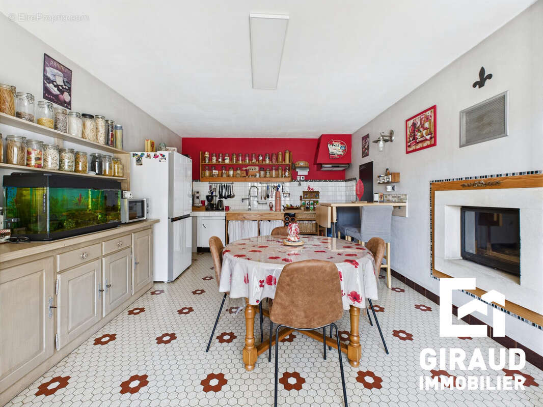 Maison à BOUILLE-COURDAULT