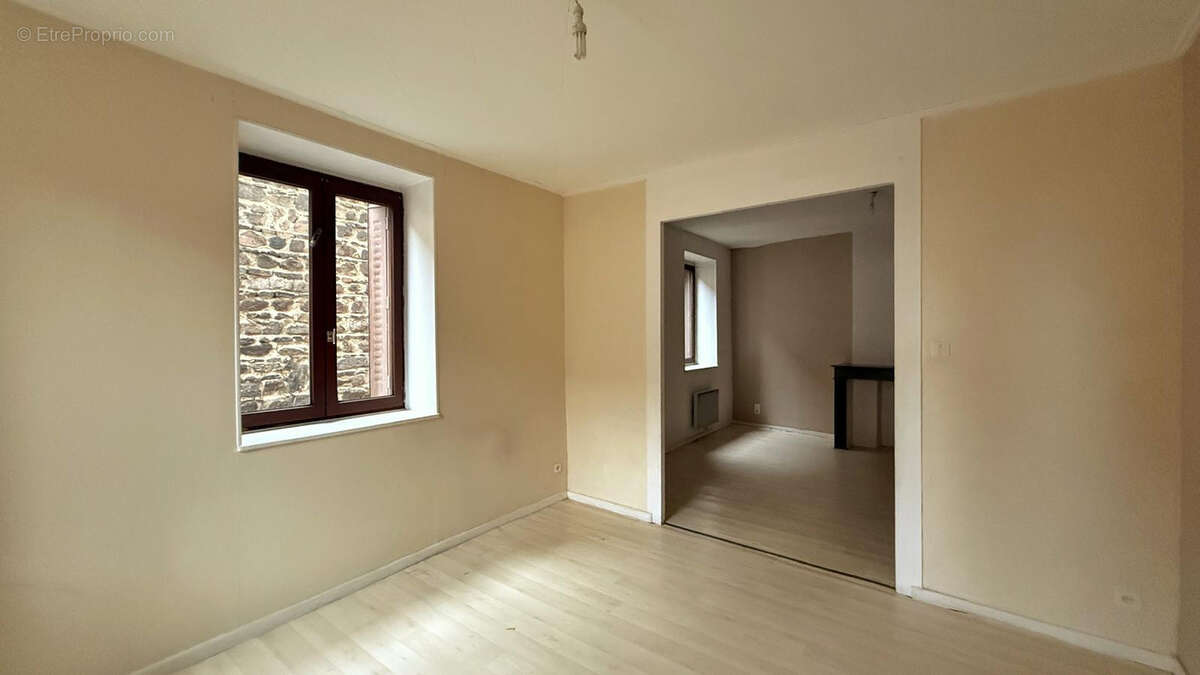 Appartement à BRINDAS