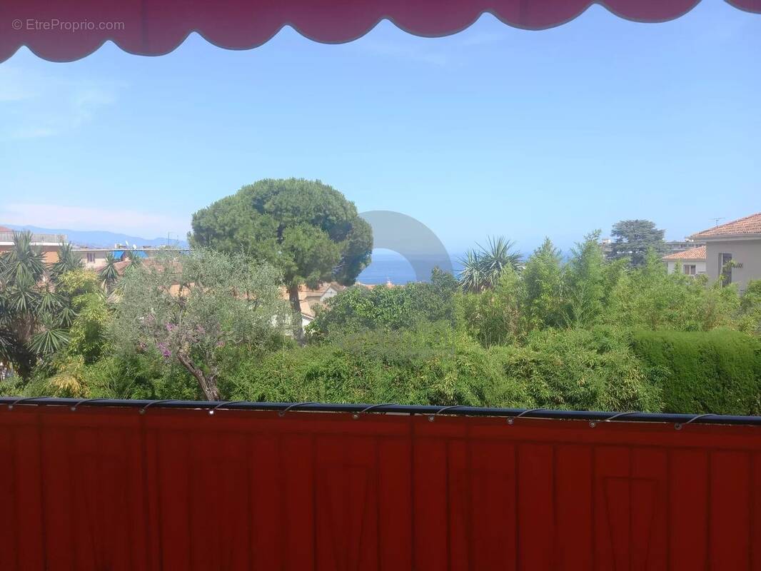 Appartement à ROQUEBRUNE-CAP-MARTIN