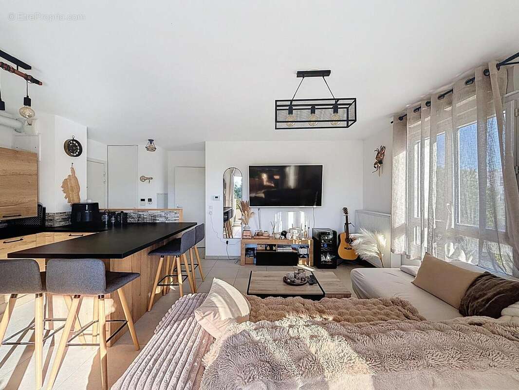 Photo 3 - Appartement à PUGET-SUR-ARGENS