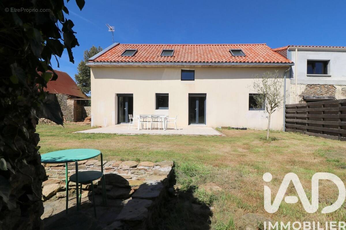 Photo 1 - Maison à CARQUEFOU