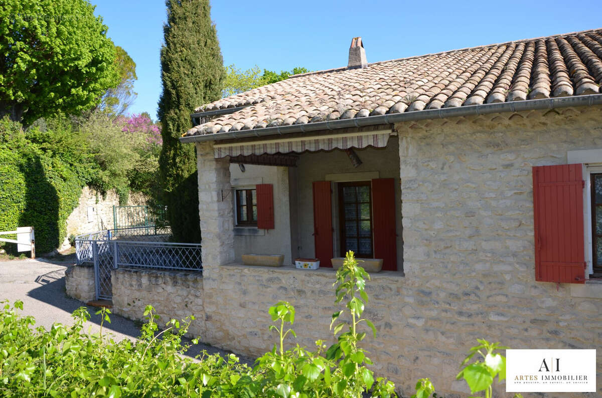 Maison à SAINT-RESTITUT