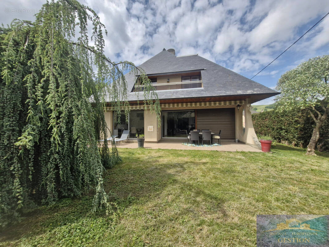 Maison à LOURDES