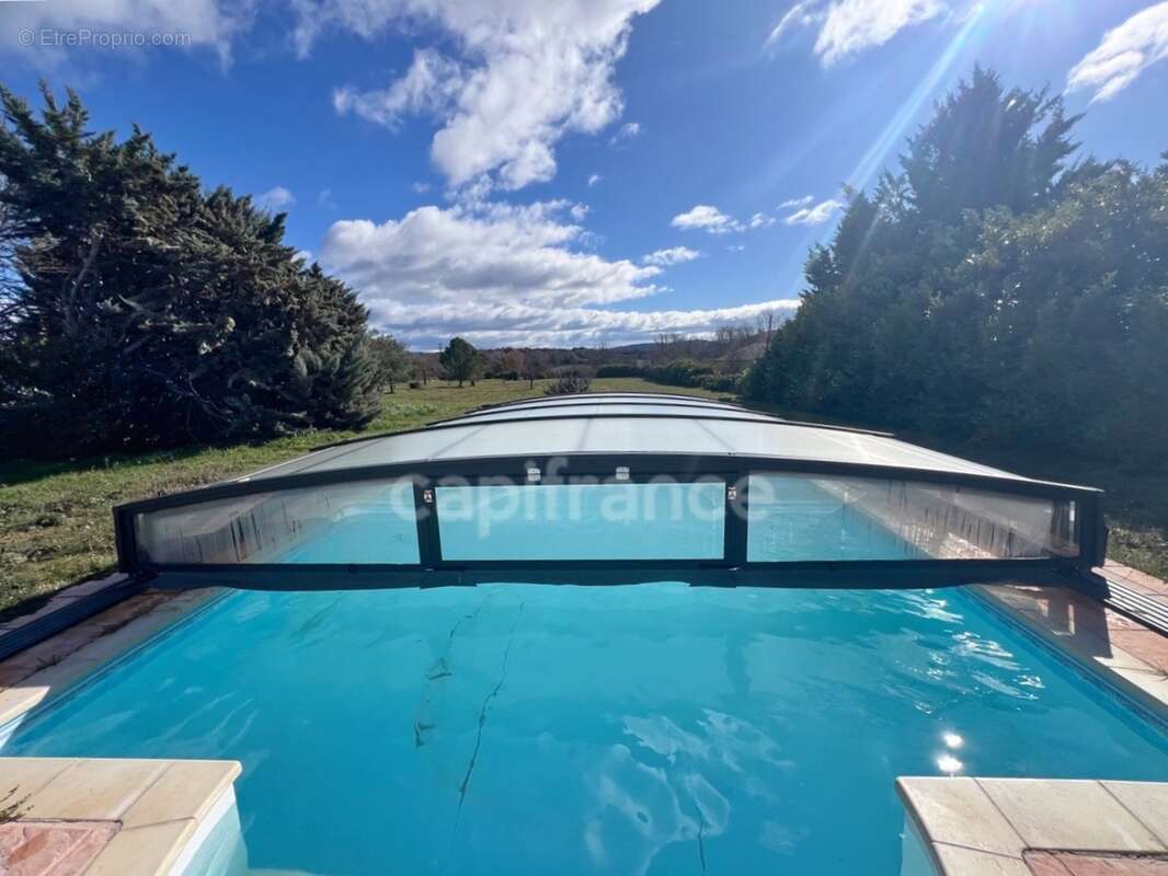 À vendre Villa d’Exception à Reillanne (04110) – 120 m², 5 Pièces, 4 Chambres, Piscine 10x5, Terrain Clos 9 000 m², Calme Absolu - photo 7