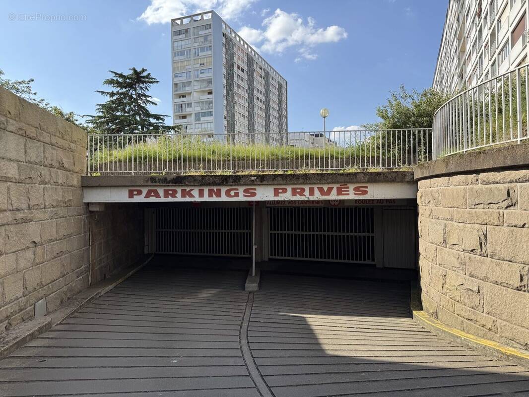 Parking à RENNES