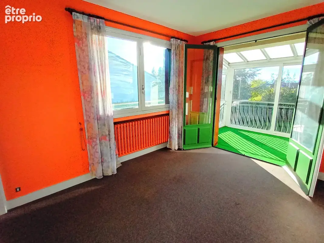 Exclusivite : saint-galmier maison sur sous sol avec grand garage et terrain - photo 5